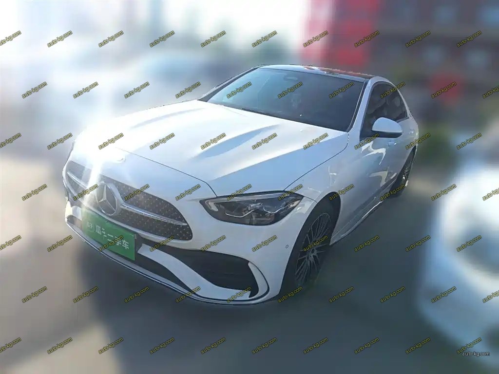 Mercedes-Benz C-Class 2024