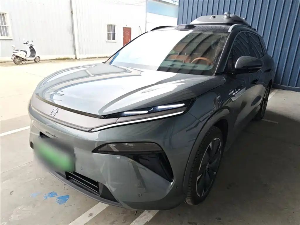 BYD Tang L 2025 — фото 1 из 5