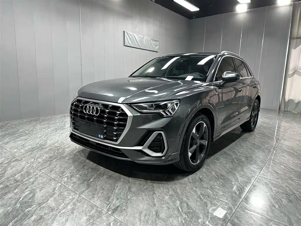 Audi Q3 2022