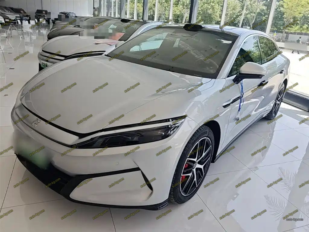 BYD 汉L 2025