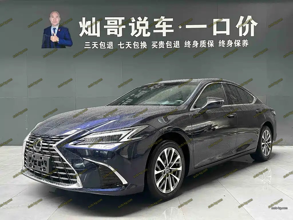 Lexus ES 2025