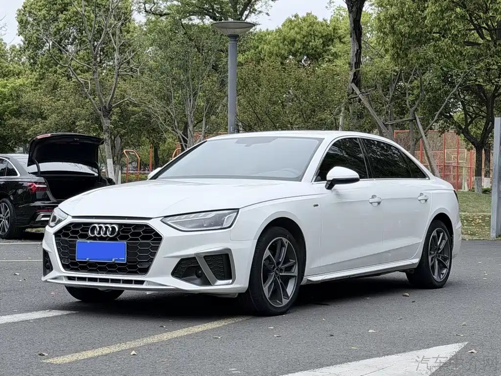 Audi A4L 2023