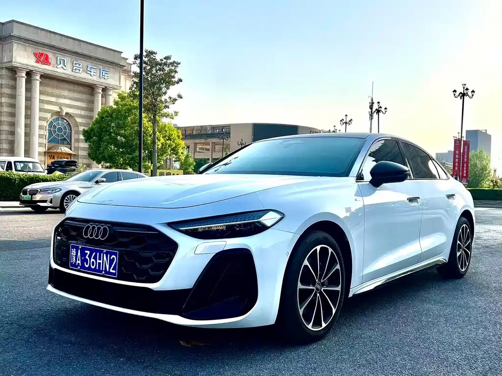 Audi AudiA5L 2025