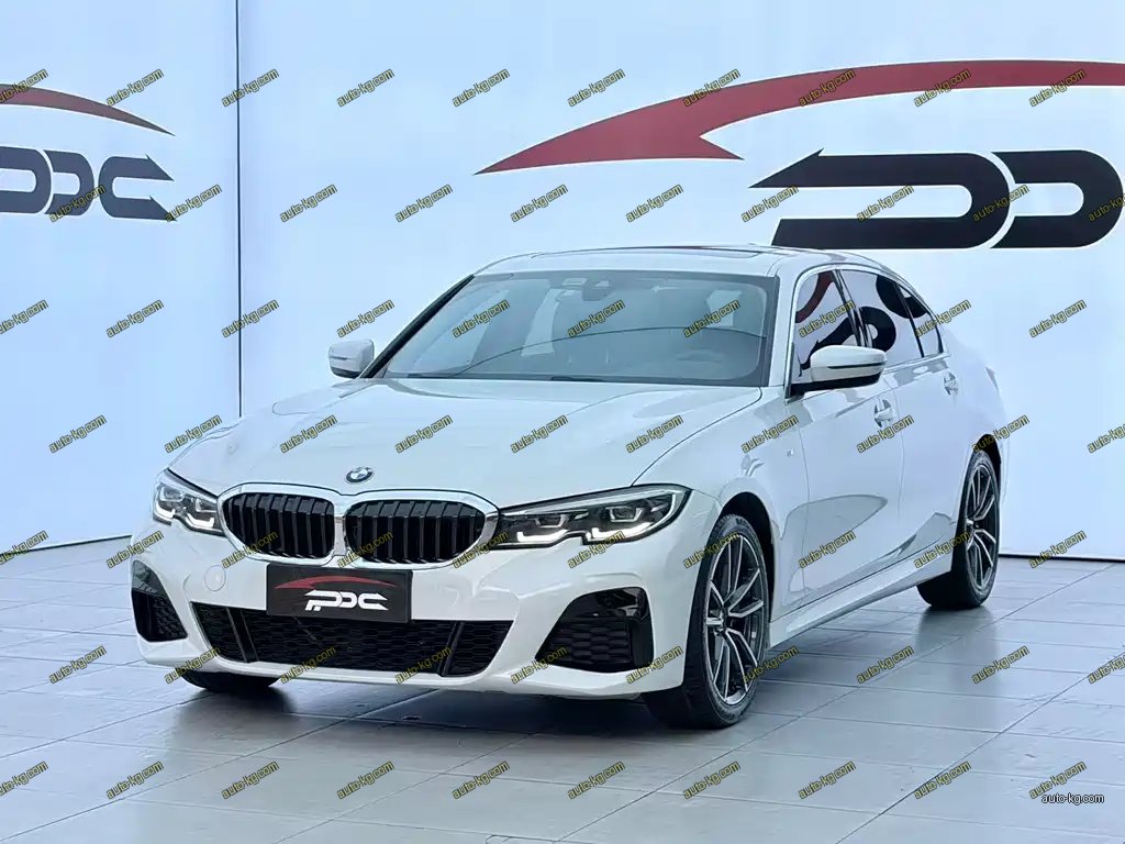 BMW 3 Series 2021