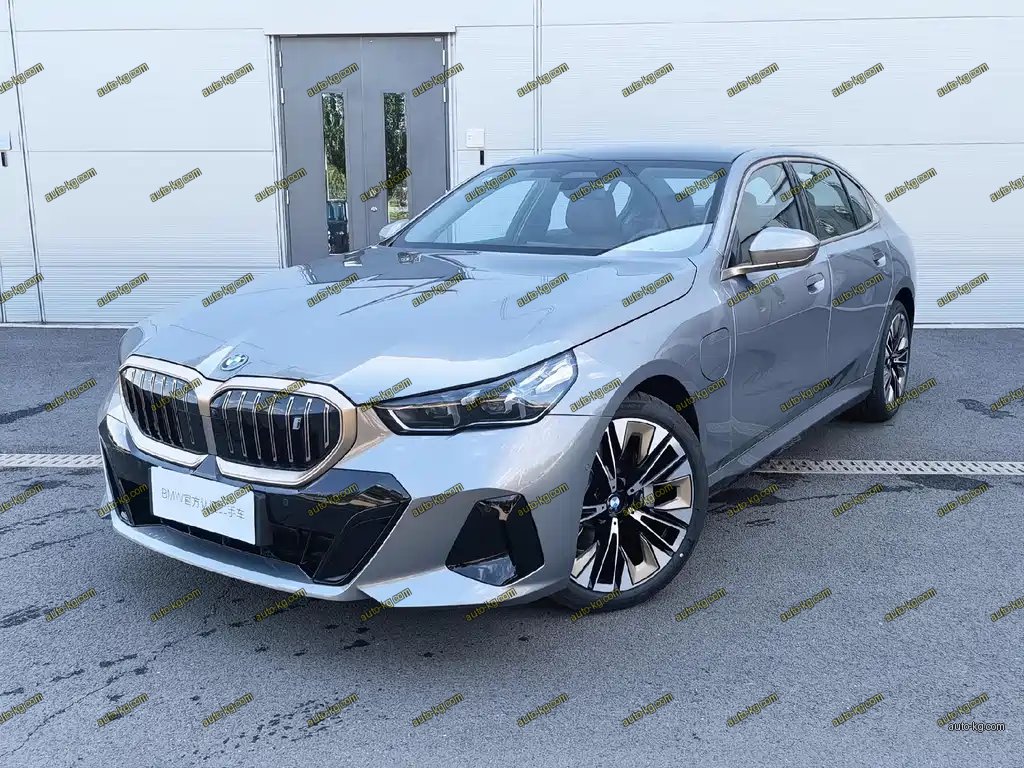 BMW i5 0