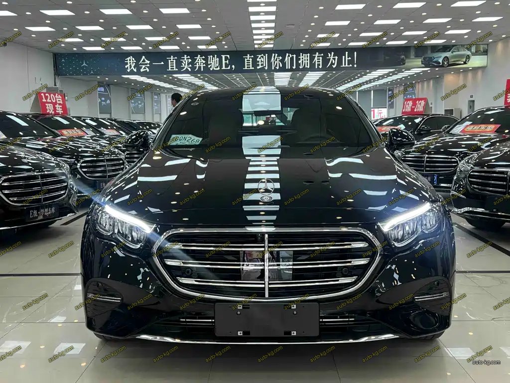 Mercedes-Benz E-Class 2024