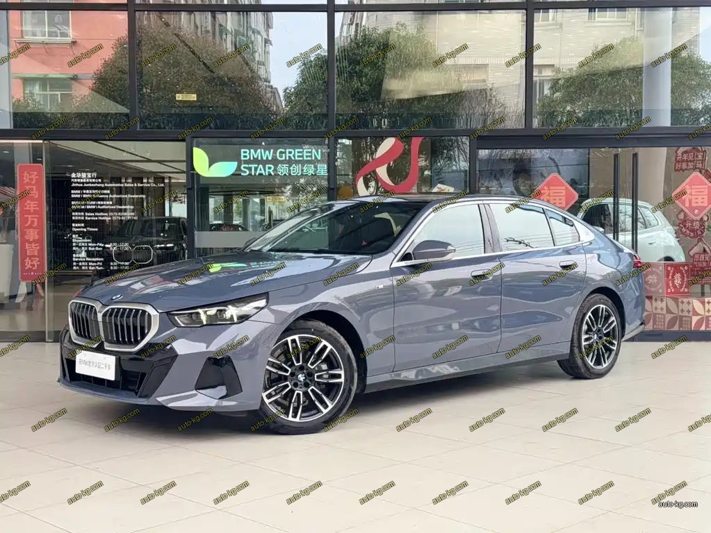 BMW 5 Series 2026