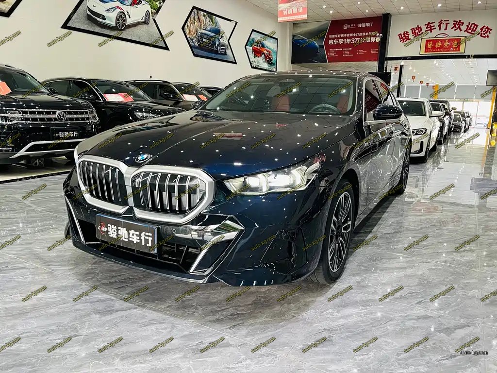 BMW 5 Series 2024