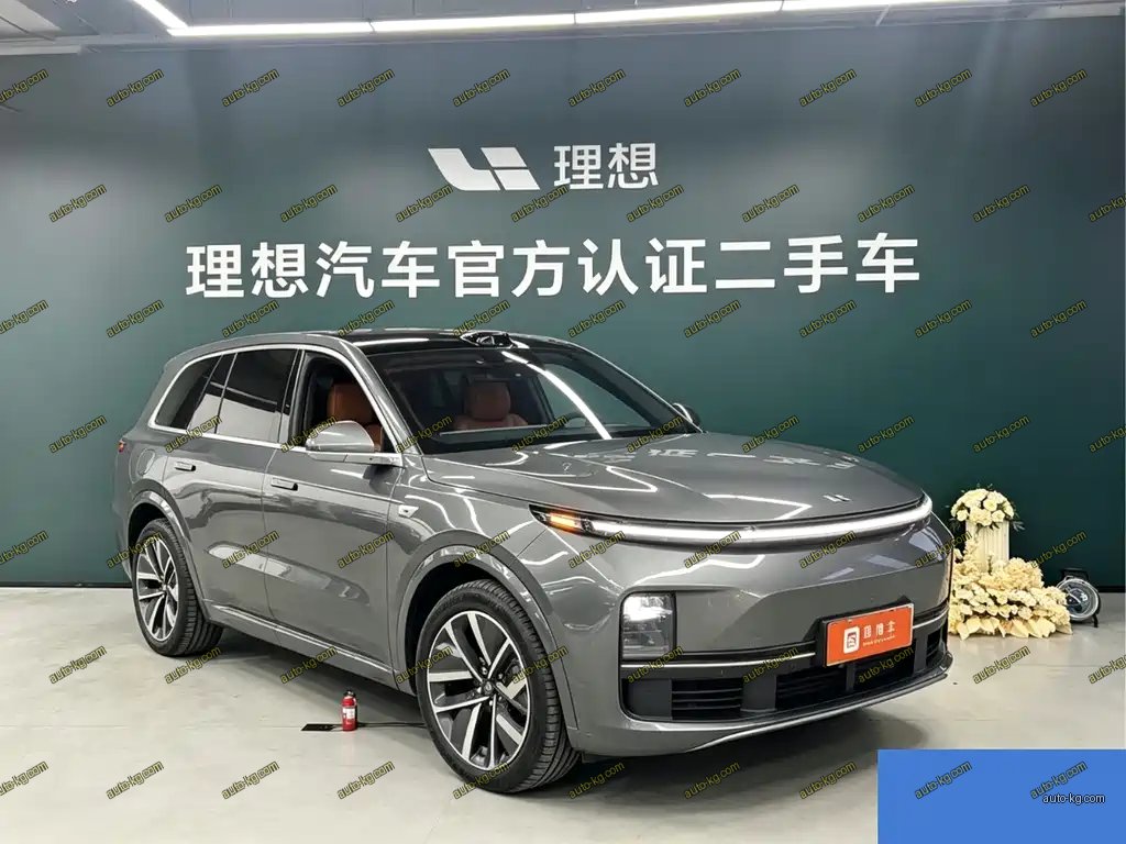Li Auto Li L9 2025