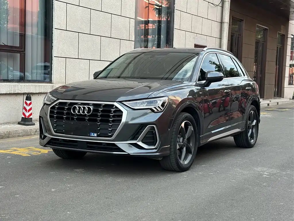 Audi Q3 2022
