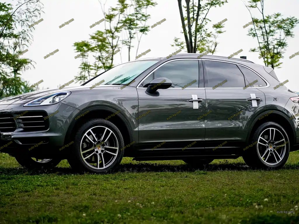 Porsche Cayenne 2022