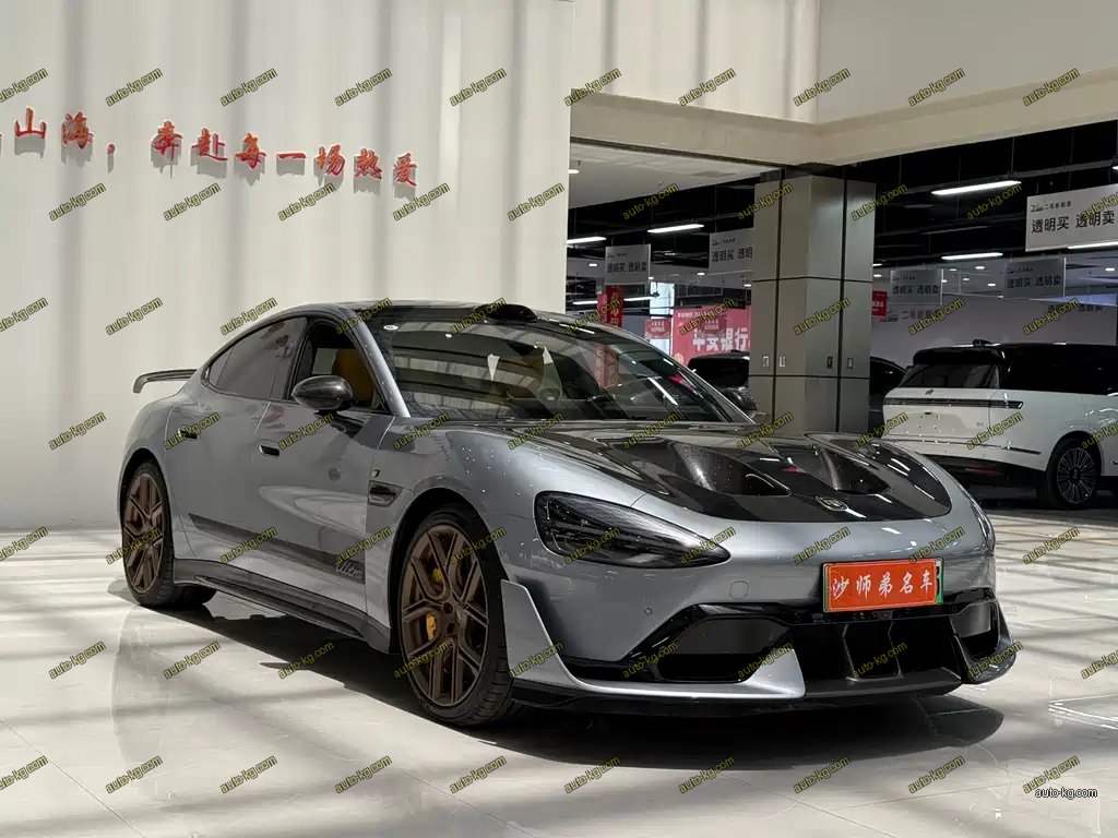 Xiaomi SU7 Ultra 2025