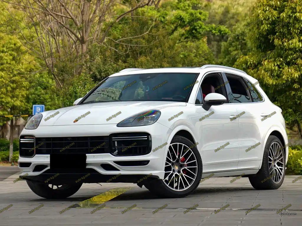 Porsche Cayenne 2021
