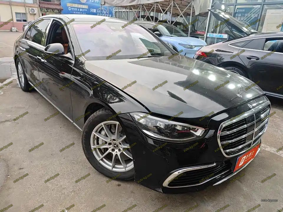 Mercedes-Benz S-Class 2021