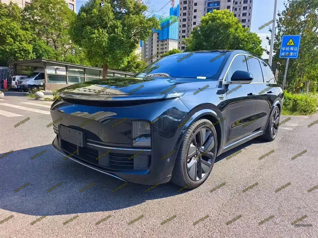Li Auto Li L8 2023