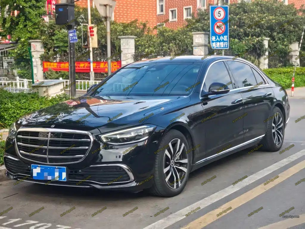 Mercedes-Benz S-Class 2024