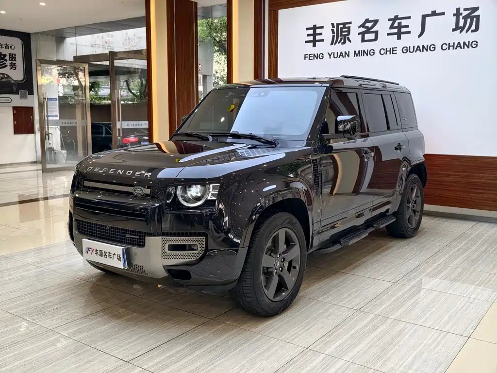 Land Rover Defender 2023