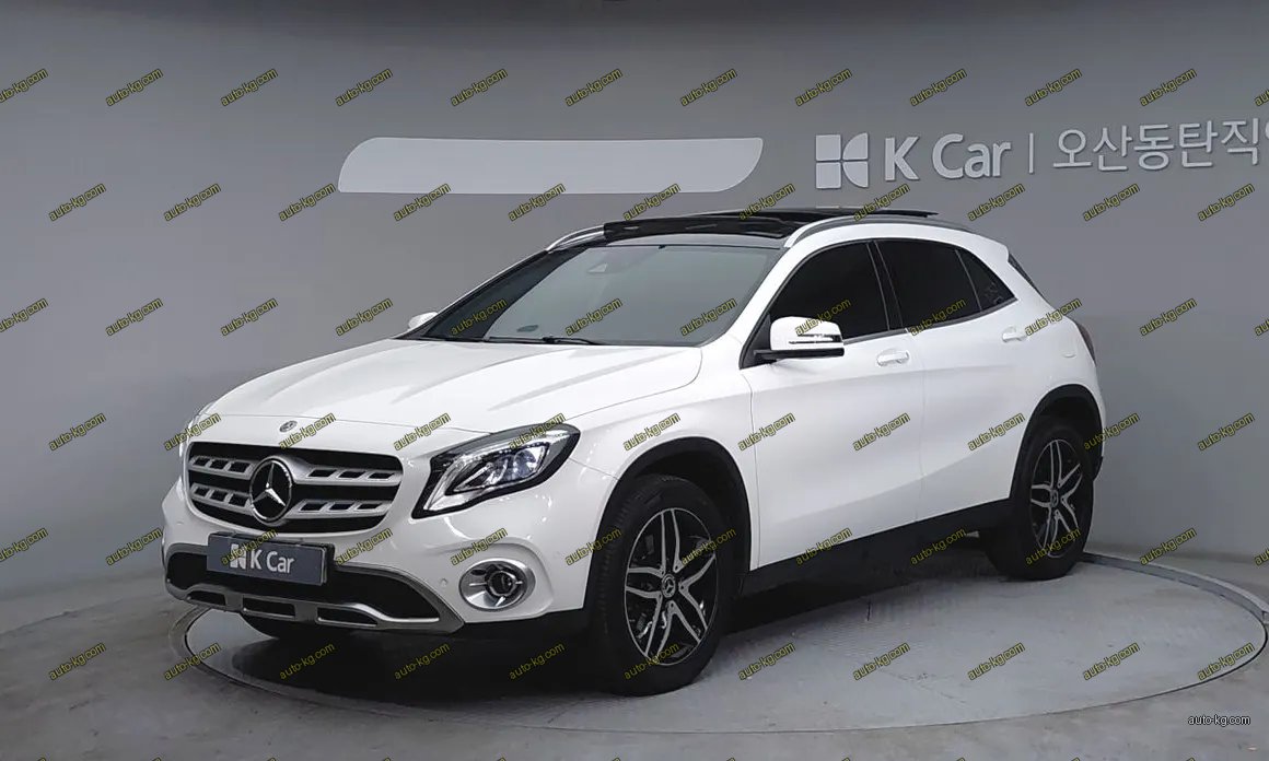 Mercedes-Benz GLA-Class 2019