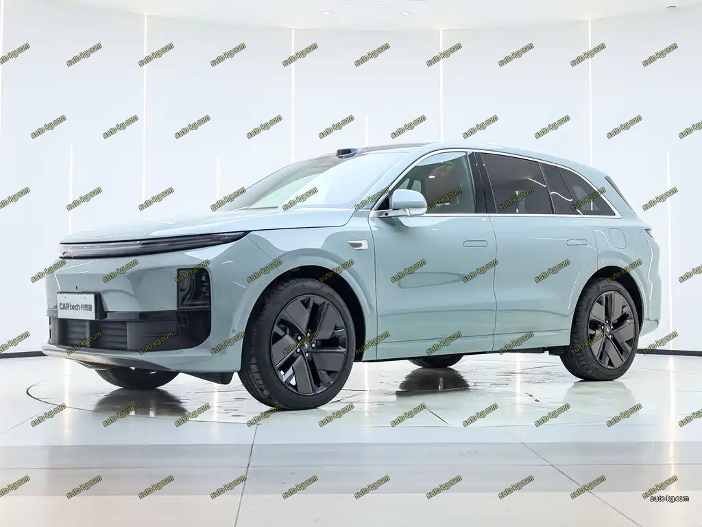 Li Auto Li L6 2025