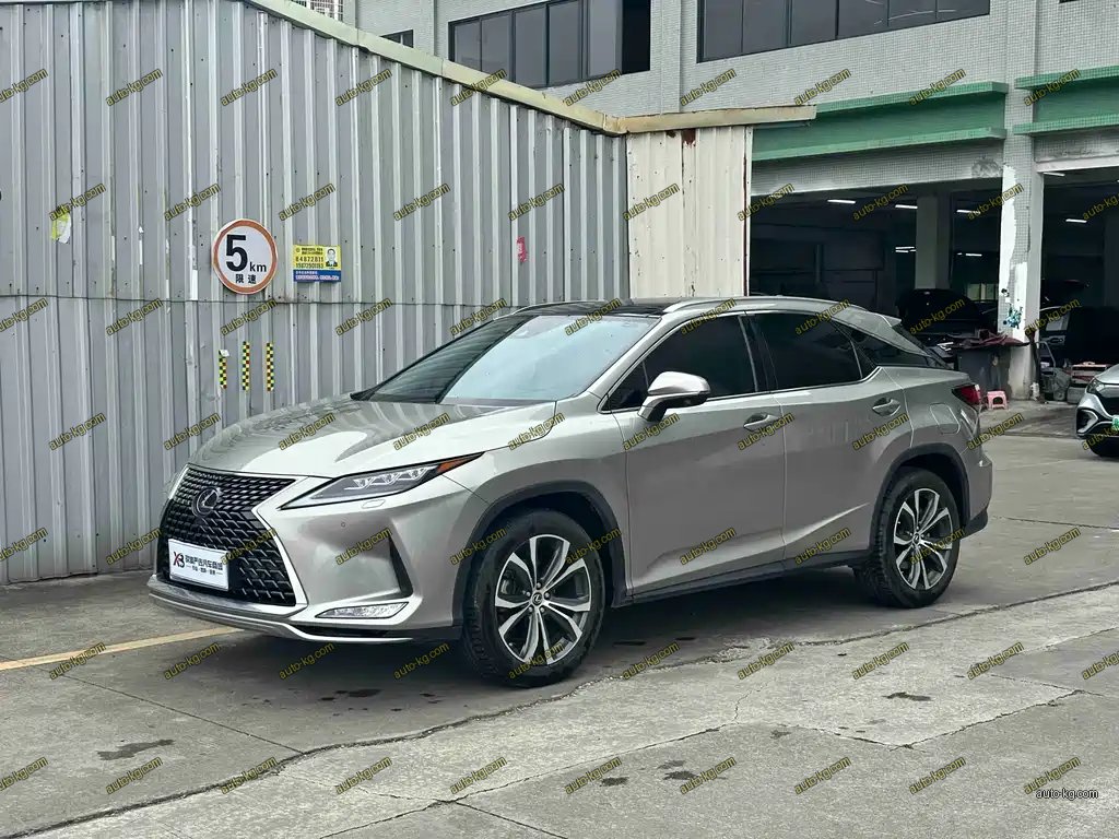 Lexus RX 2021