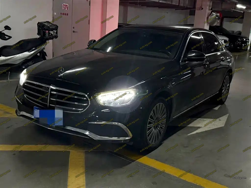 Mercedes-Benz E-Class 2023