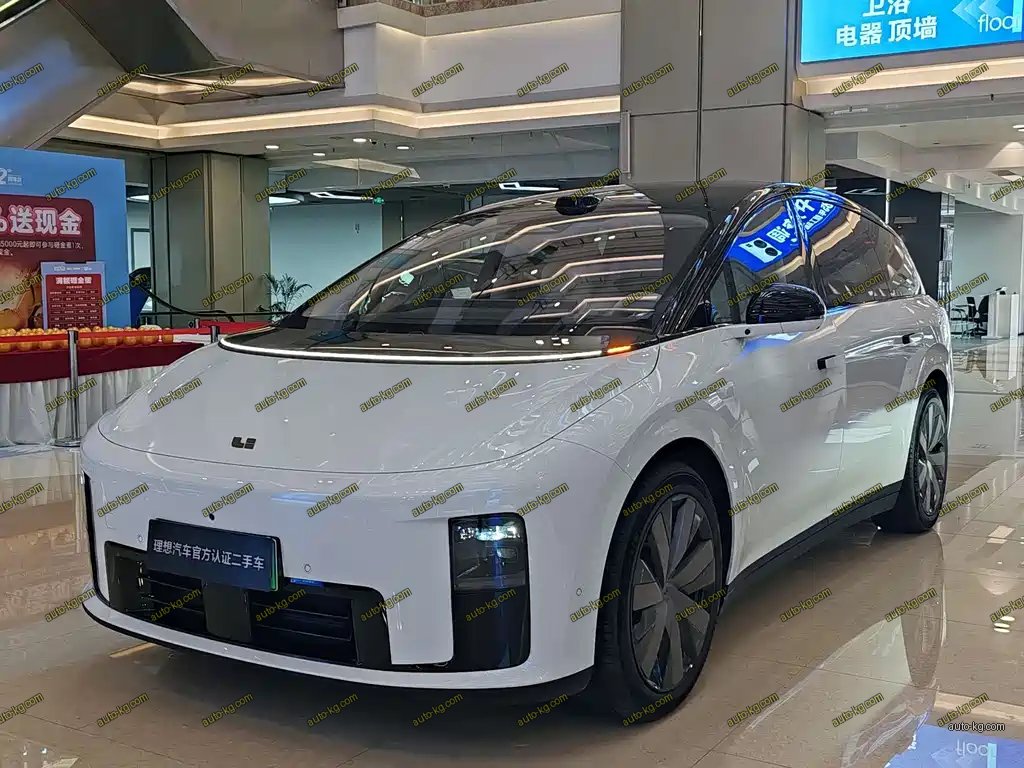 Li Auto 理想i8 2025
