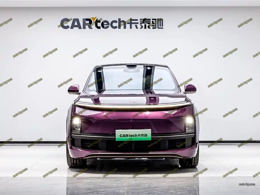 Li Auto Li L9 2025