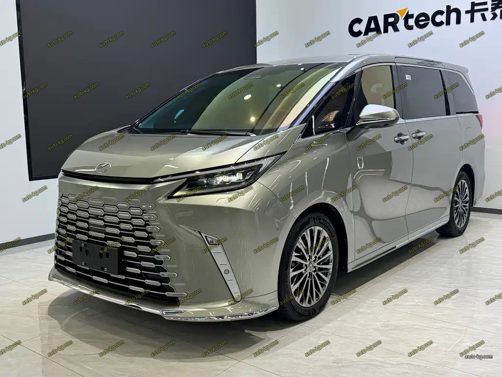 Lexus LM 2024