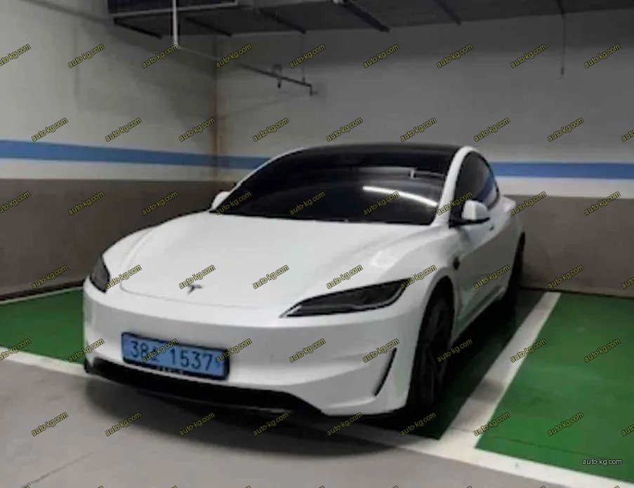 Tesla Model 3 2024