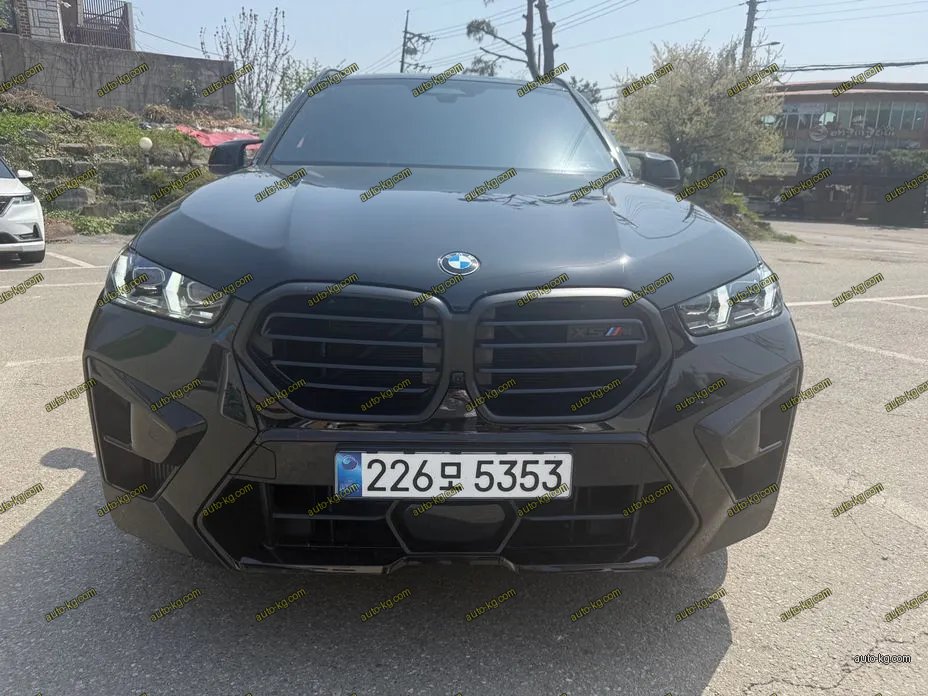 BMW X5M 2025