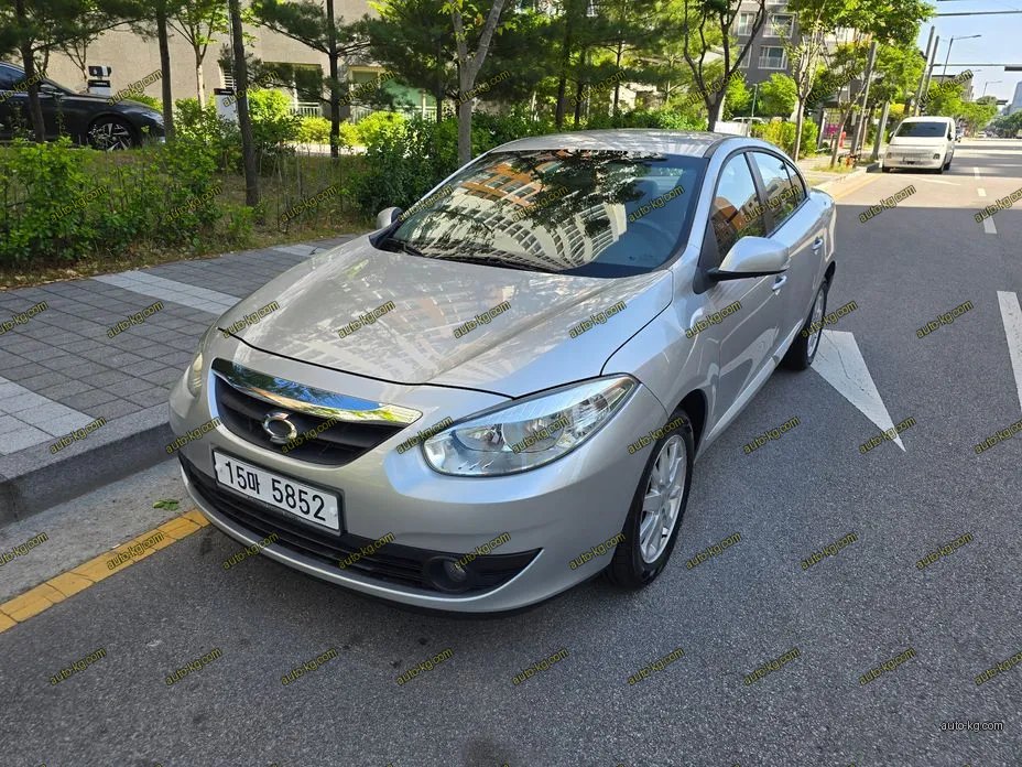 Renault SM3 2010