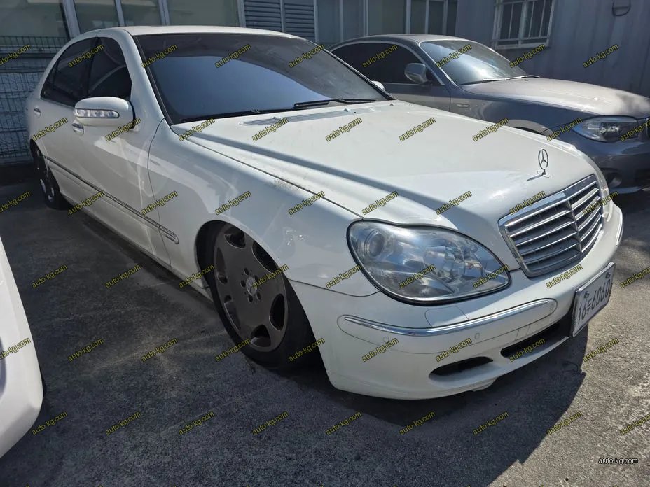 Mercedes-Benz S-Class 2004