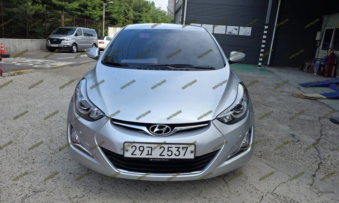 Hyundai AVANTE 2015