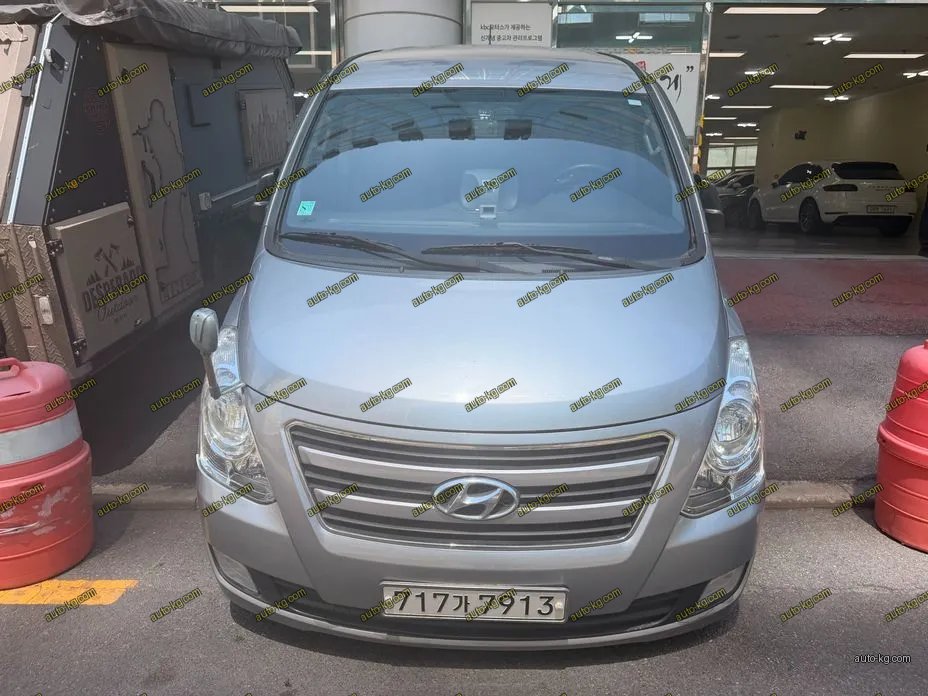 Hyundai Starex 2018