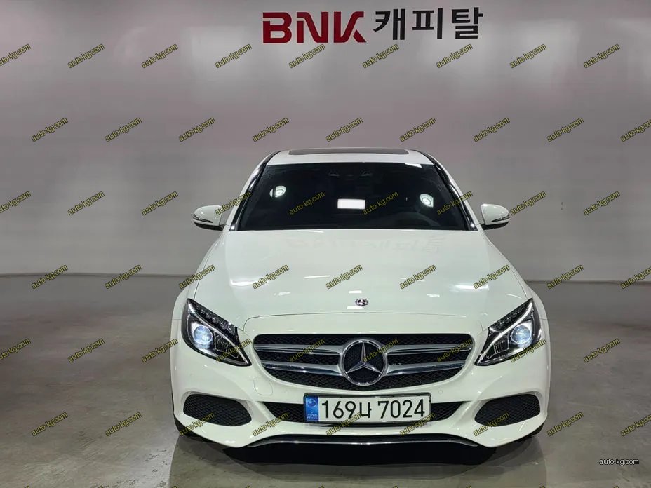 Mercedes-Benz C-Class 2018