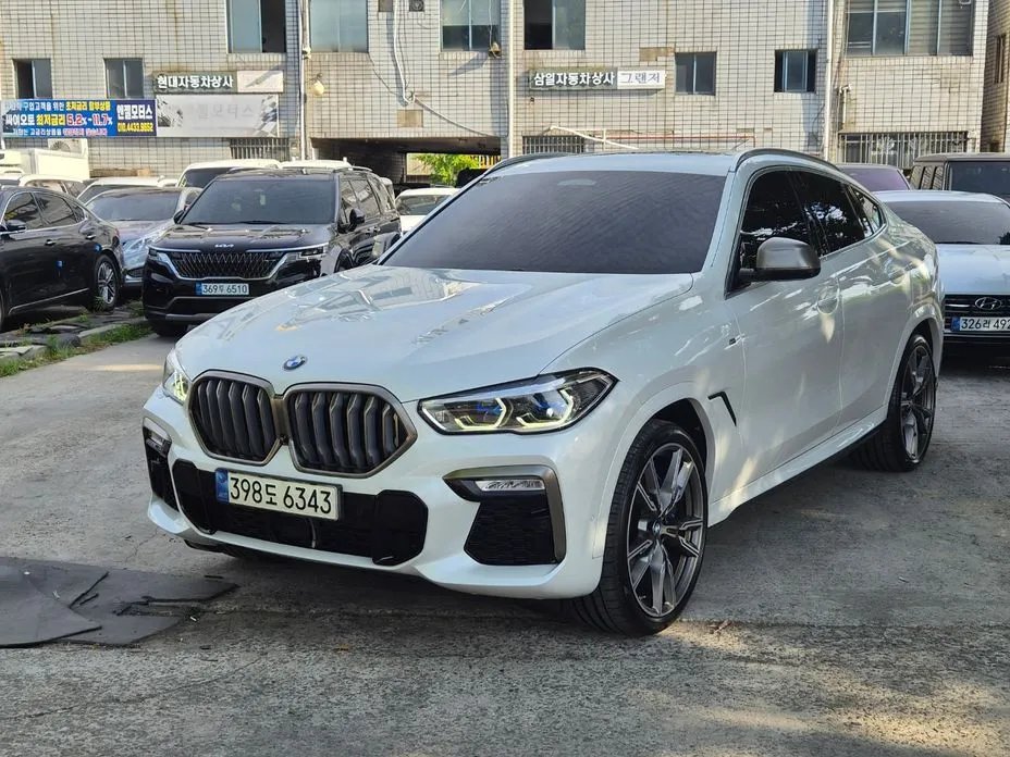 BMW X6 2021