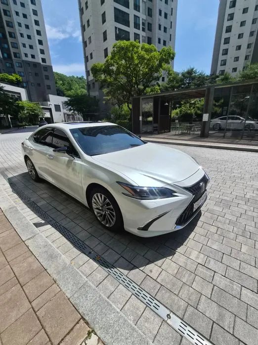 Lexus ES 2022