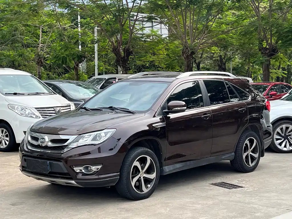 BYD S7 2016