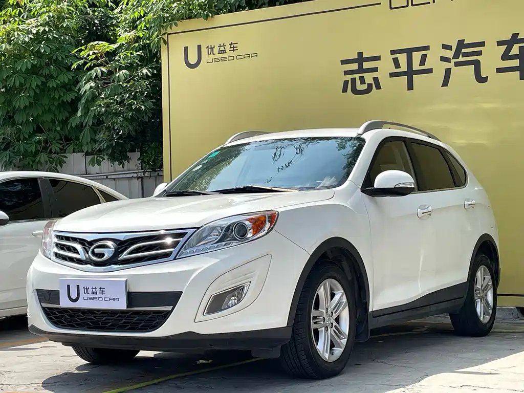 GAC Motor Trumpchi GS5 2014