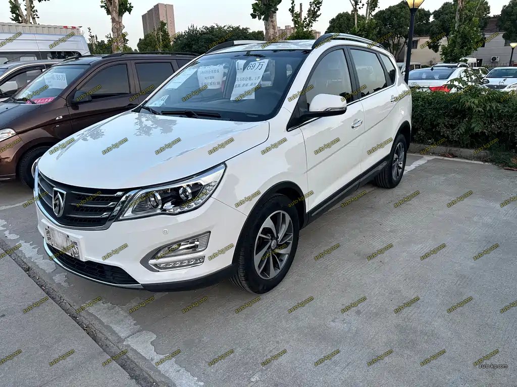 Baojun 560 2016