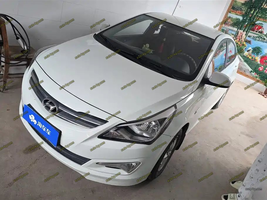 Hyundai Verna 2016