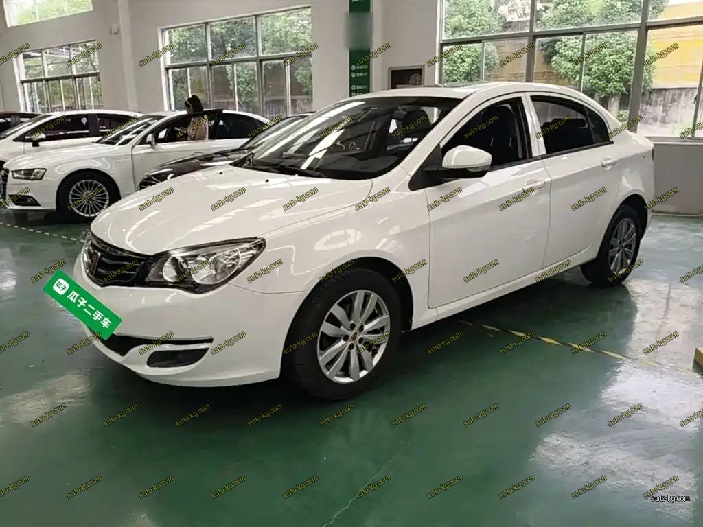 Roewe 350 2016