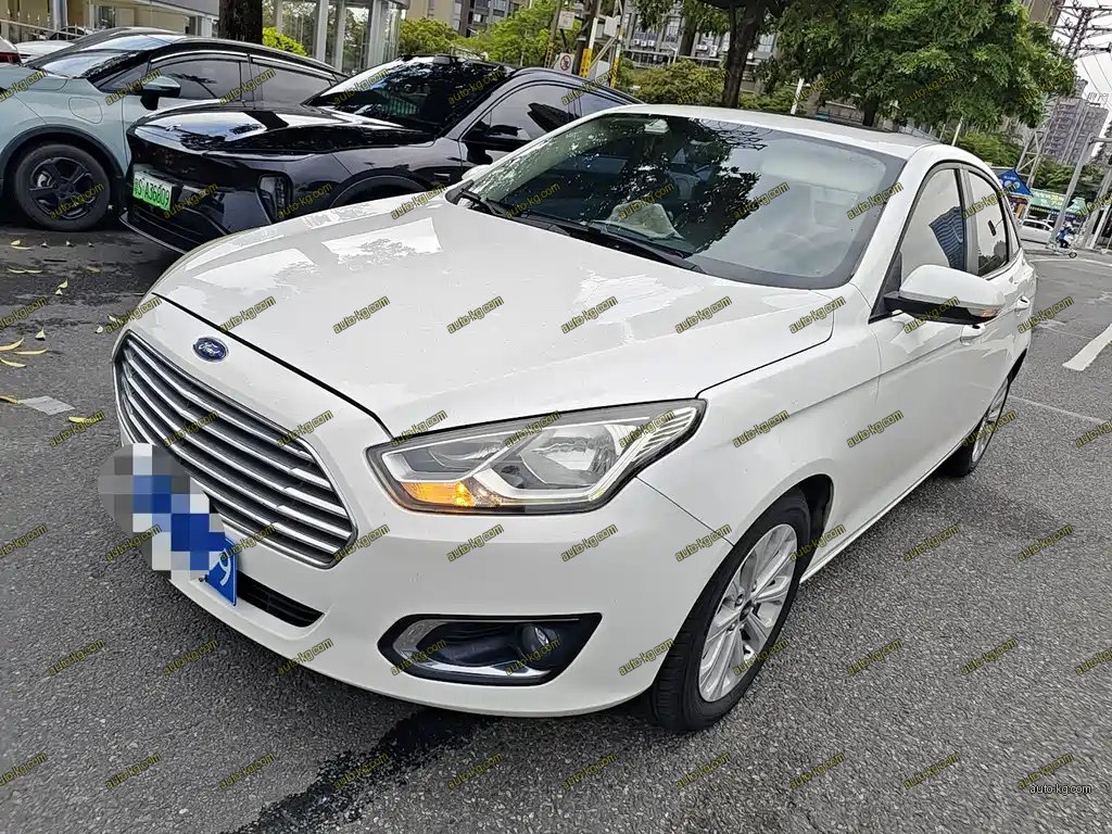 Ford Escort 2015