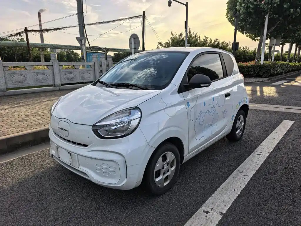 Roewe Clever 2022