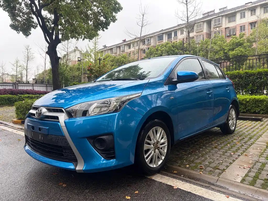 Toyota Yaris L 2016