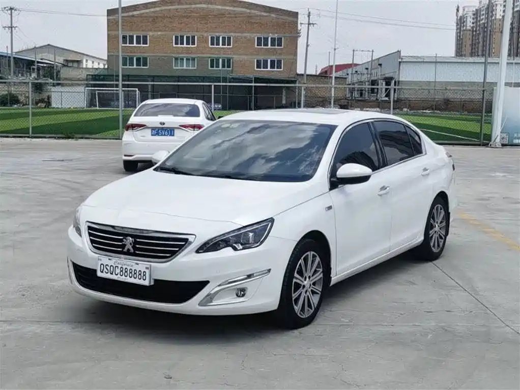 Peugeot 408 2015