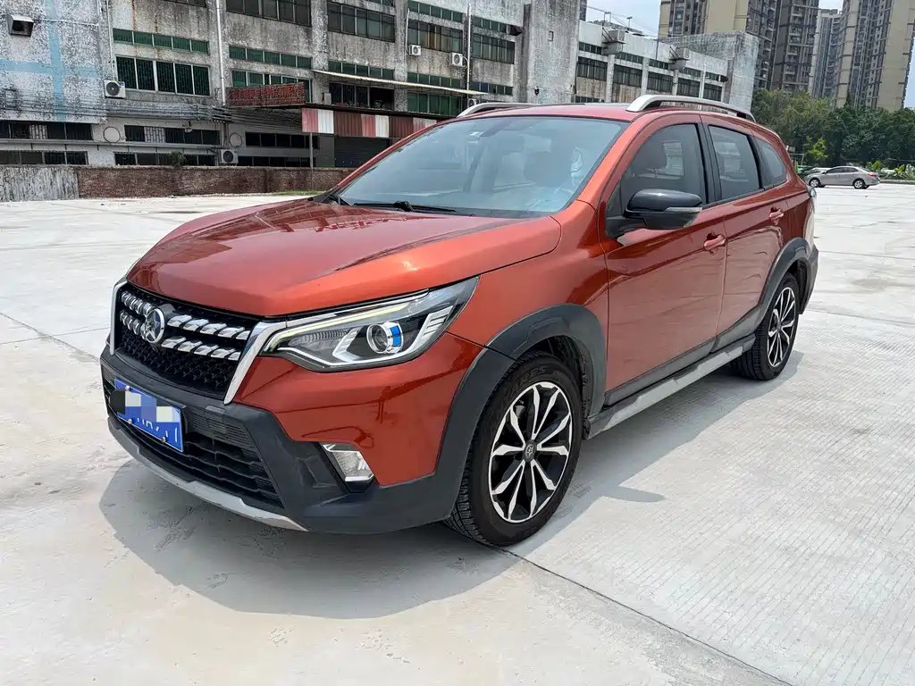 Venucia T70 2018