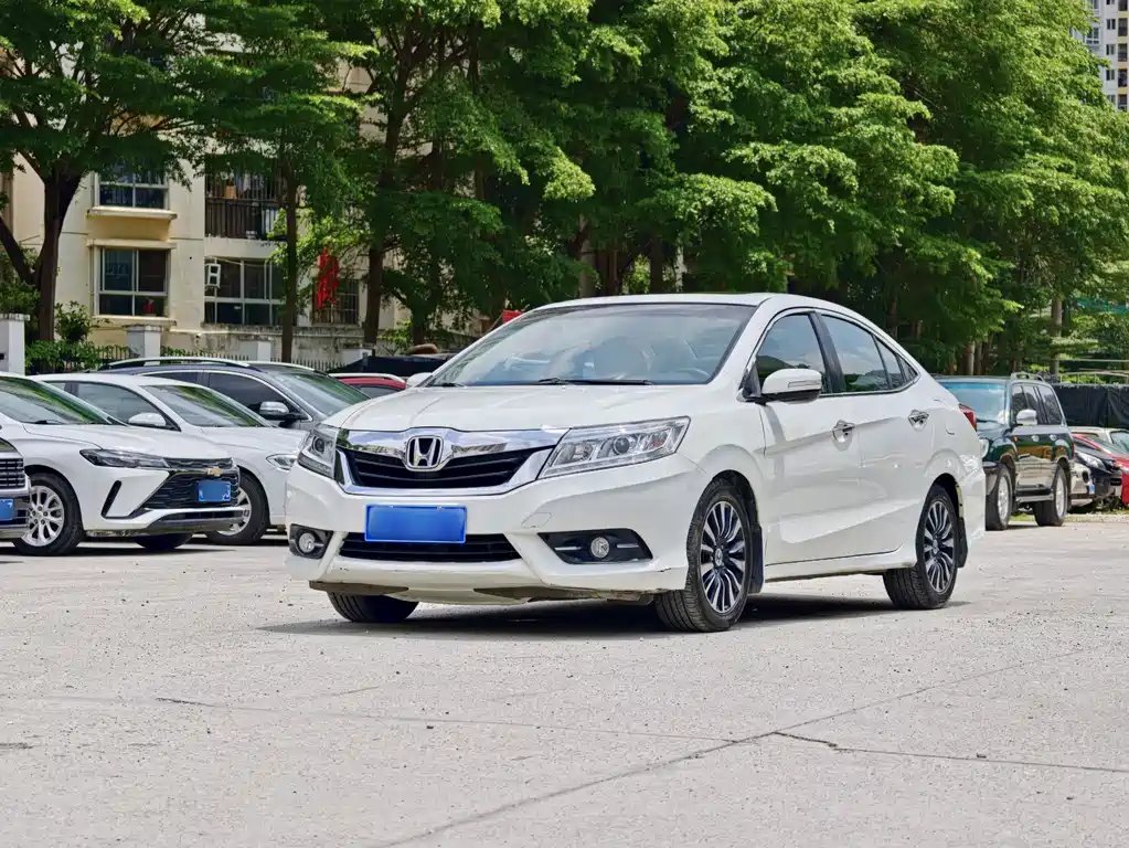 Honda Crider 2015