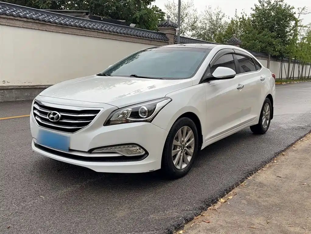 Hyundai Mistra 2015