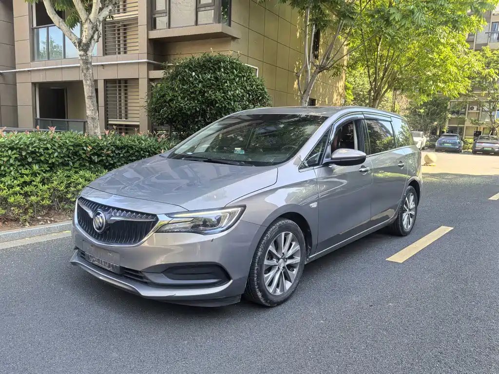 Buick GL6 2019
